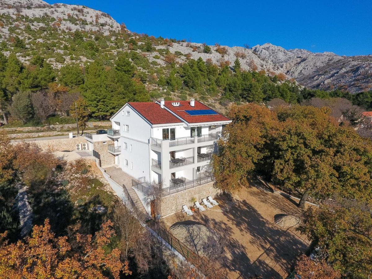 Apartmani Villa Paulo Starigrad Paklenica Exterior foto